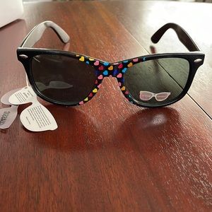 Multicolor printer hearts Kids classic shape 100%UV sunglasses